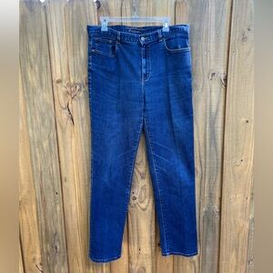 Lauren Ralph Lauren Jeans Co Relaxed Fit Green Label Jeans Medium Wash